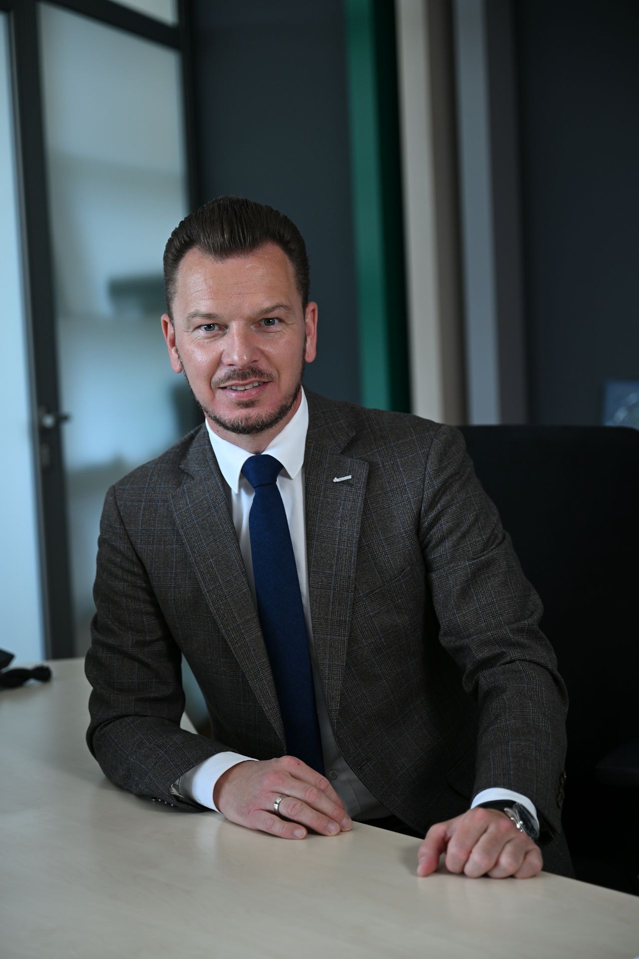 mr Christoph Czettl